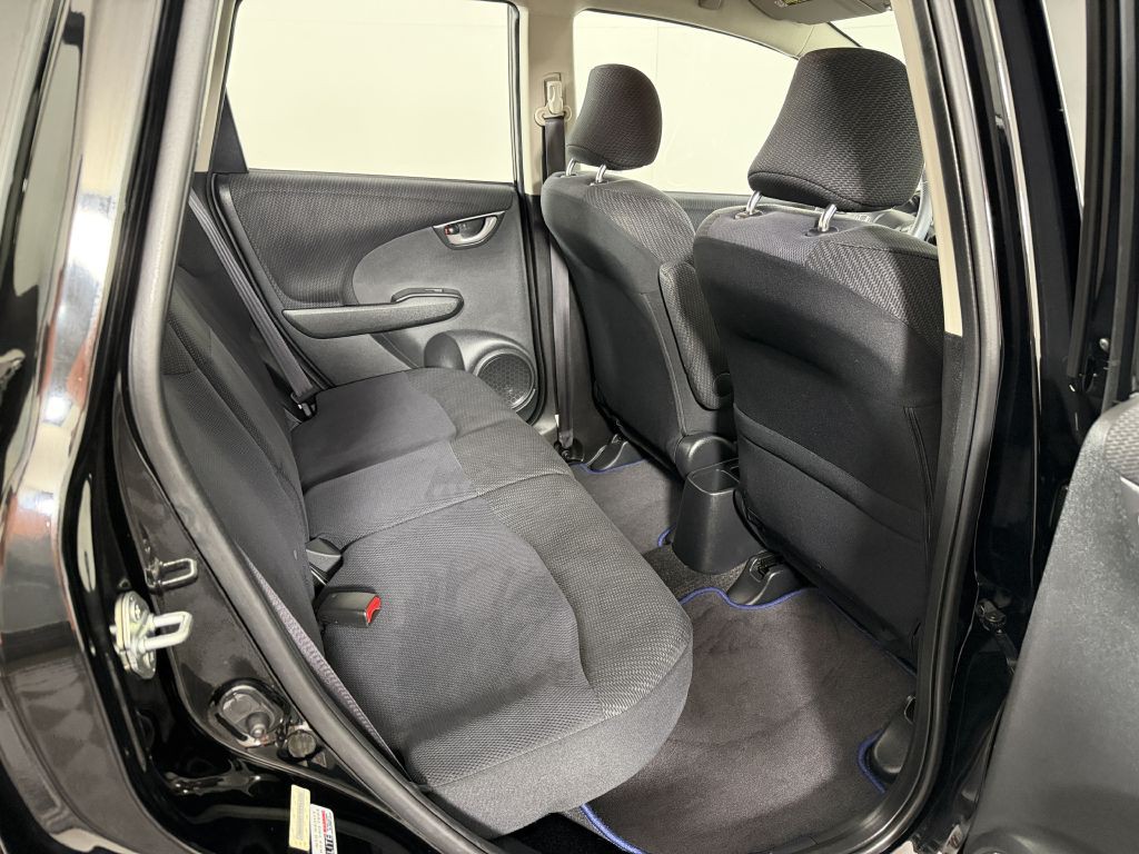 2012 Honda Fit Image 13