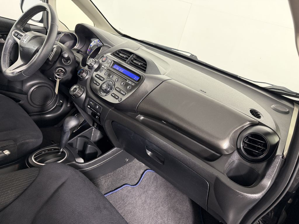 2012 Honda Fit Image 18