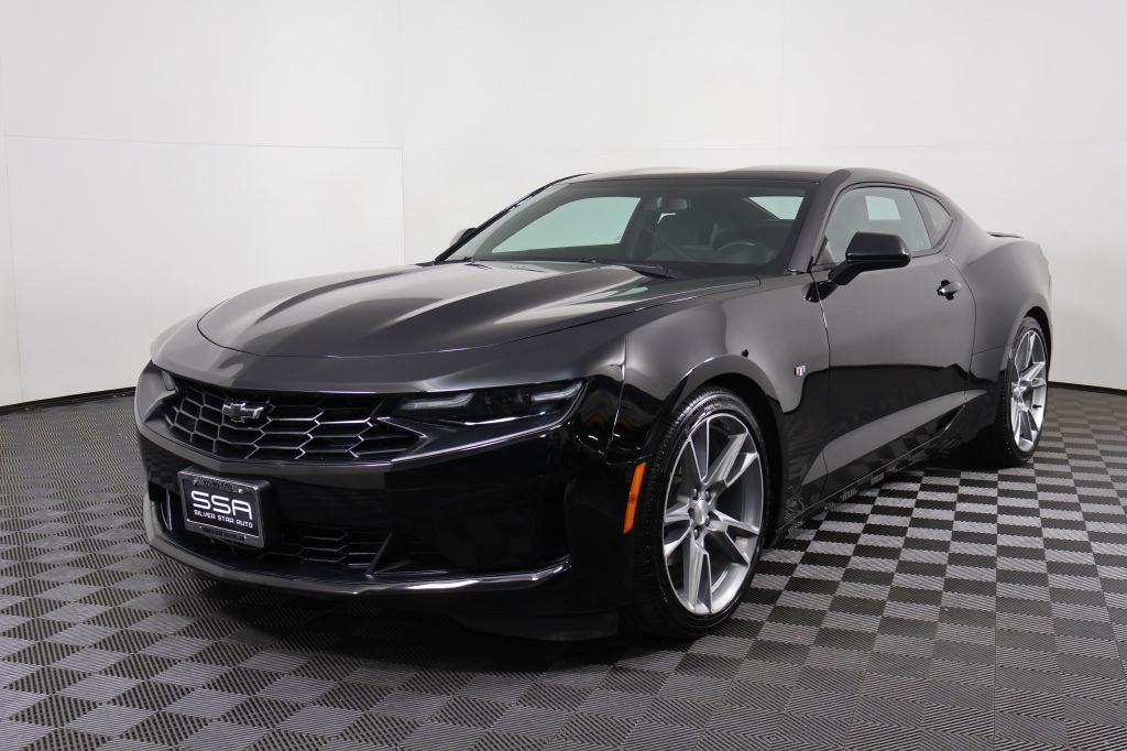 2019 Chevrolet Camaro Image 1