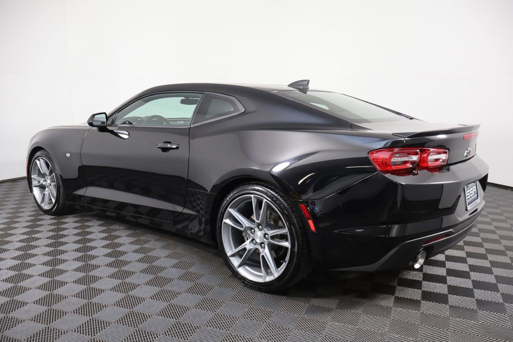 2019 Chevrolet Camaro Image 11