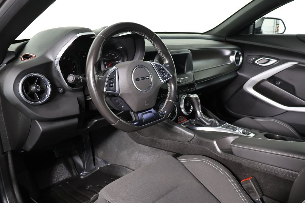 2019 Chevrolet Camaro Image 15