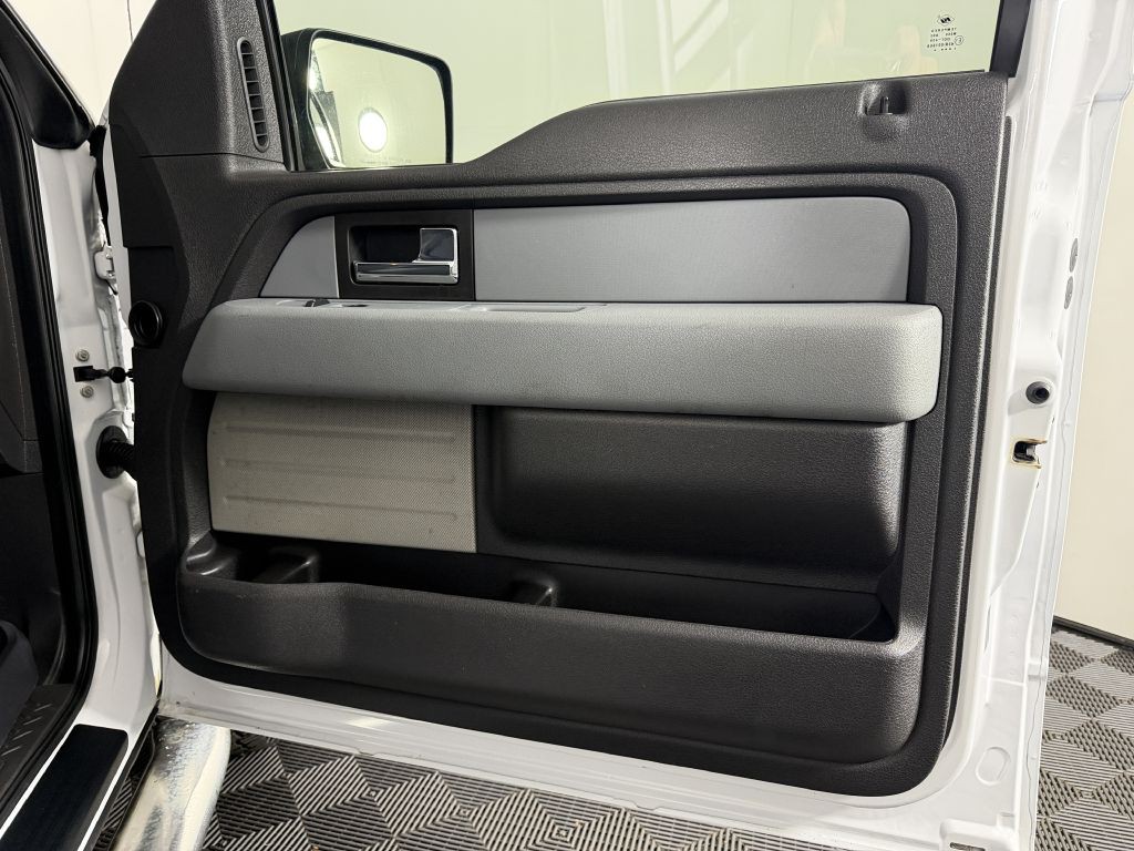2014 Ford F-150 Image 25
