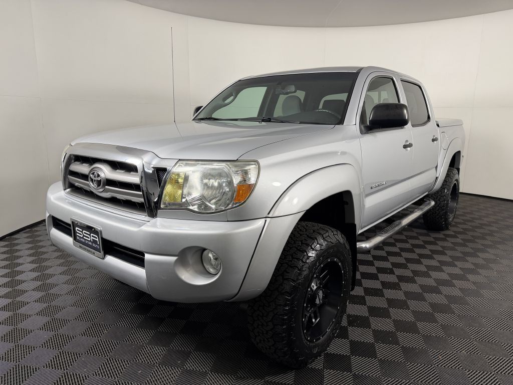 2010 Toyota Tacoma Image 1