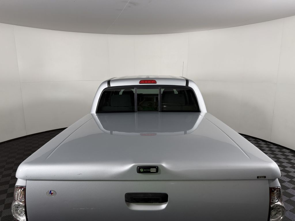 2010 Toyota Tacoma Image 12