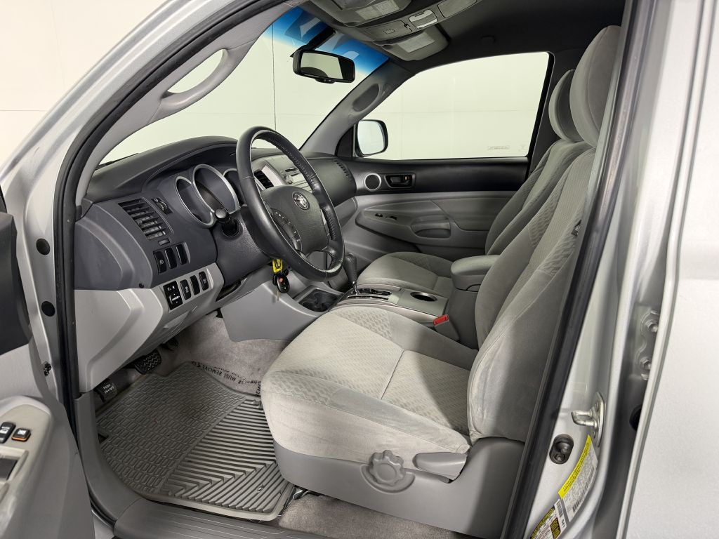 2010 Toyota Tacoma Image 22