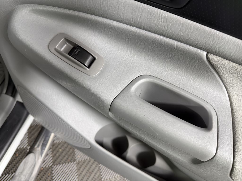 2010 Toyota Tacoma Image 27