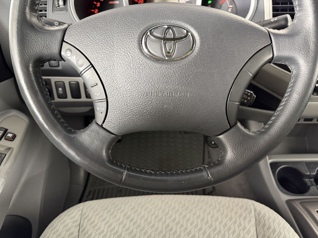 2010 Toyota Tacoma Image 35