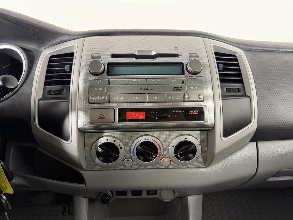 2010 Toyota Tacoma Image 36