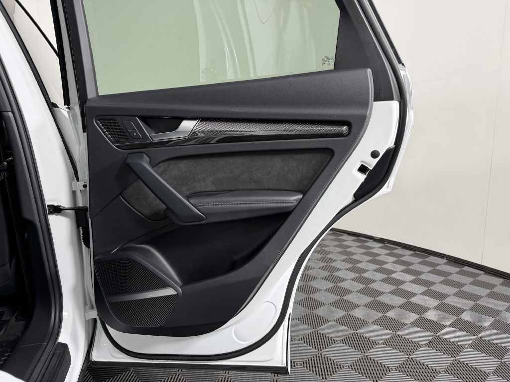 2019 Audi Q5 Image 24