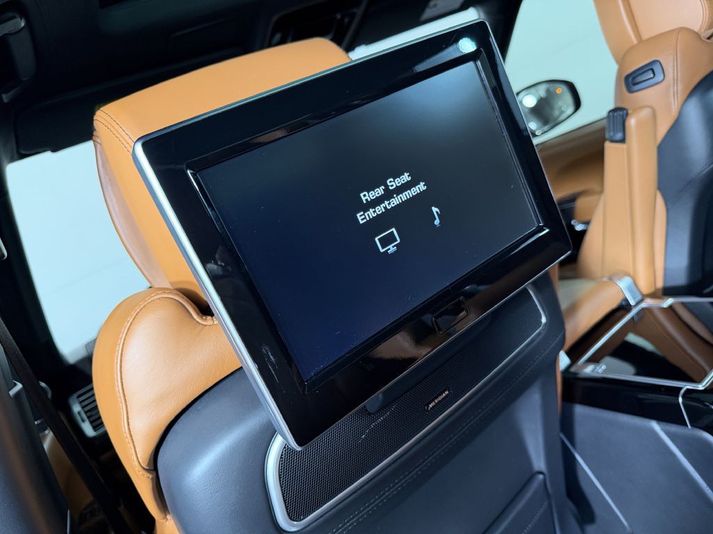 2016 Land Rover Range Rover Image 33