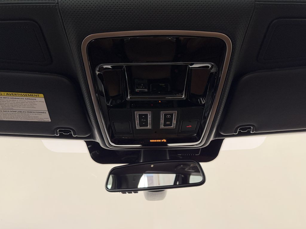 2016 Land Rover Range Rover Image 47