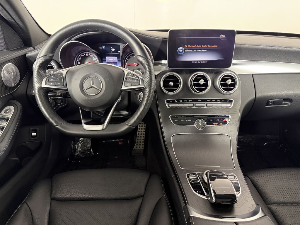 2015 Mercedes-Benz C-Class Image 26