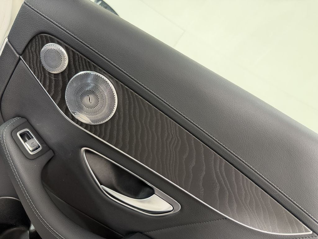 2015 Mercedes-Benz C-Class Image 44