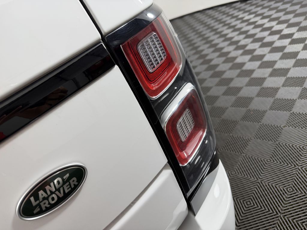 2022 Land Rover Range Rover Image 17