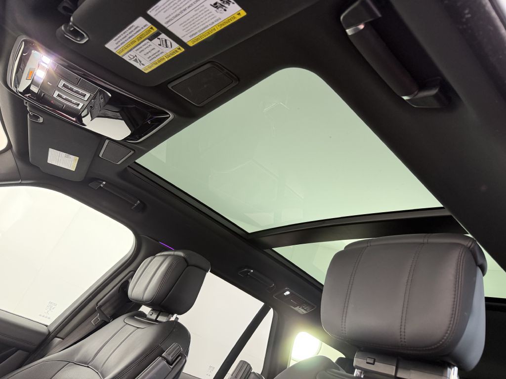 2022 Land Rover Range Rover Image 47
