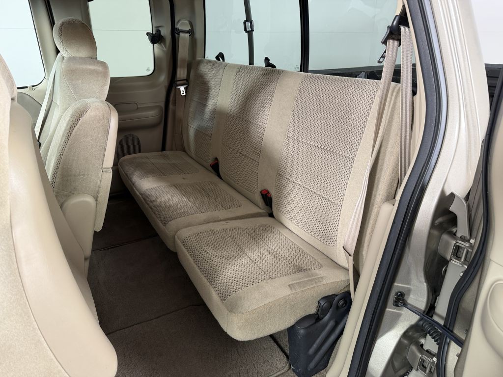 2002 Ford F-150 Image 13