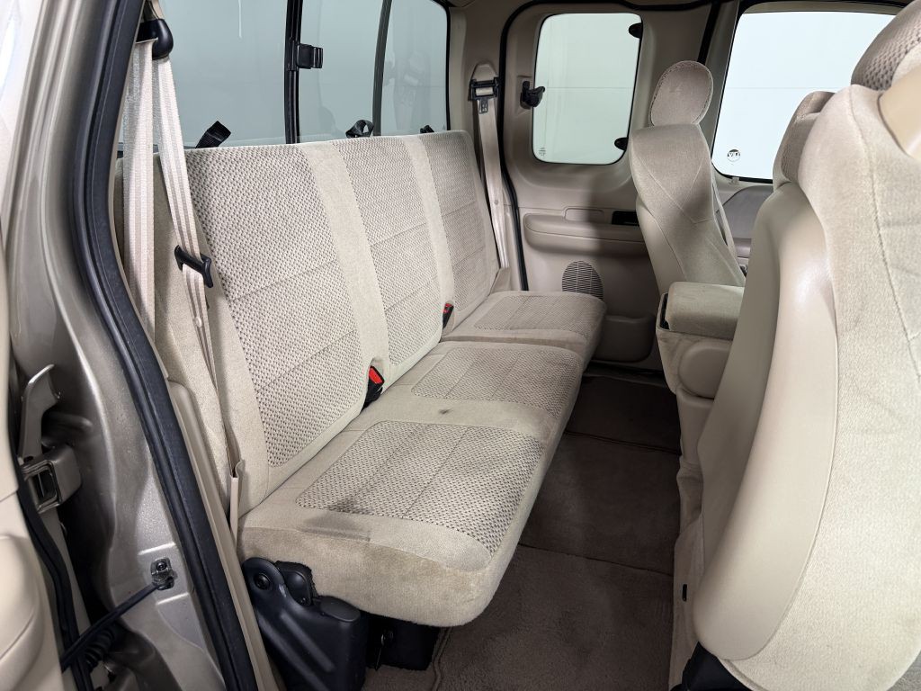 2002 Ford F-150 Image 15