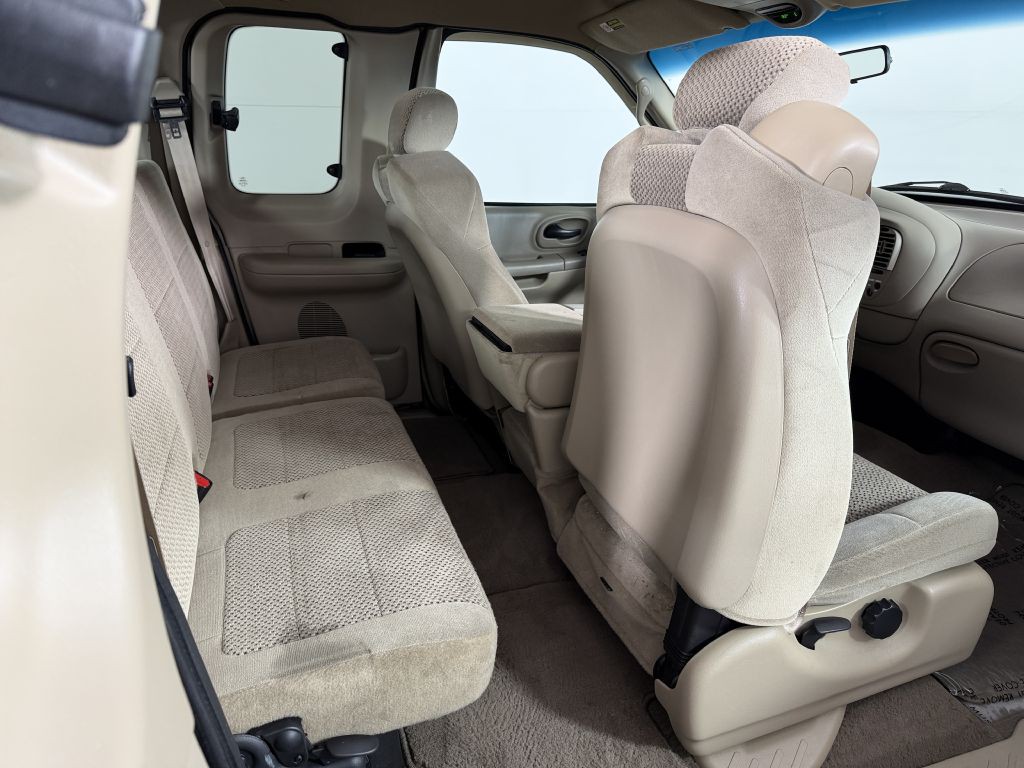 2002 Ford F-150 Image 16