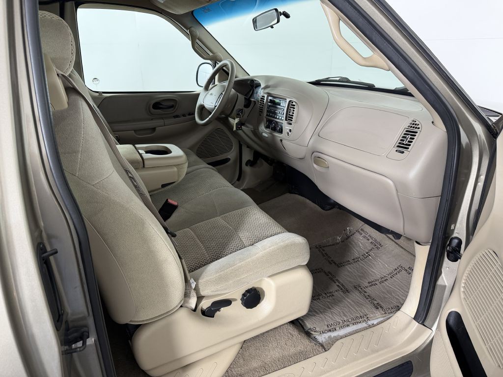 2002 Ford F-150 Image 17