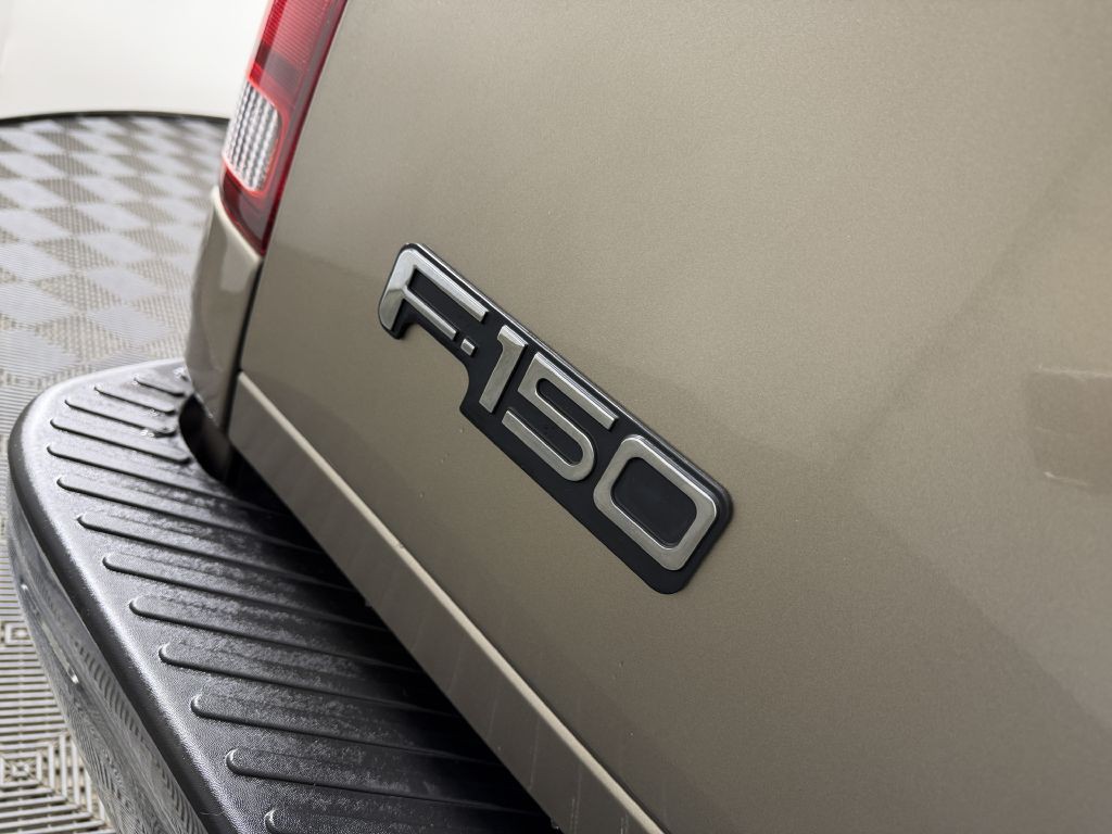 2002 Ford F-150 Image 36