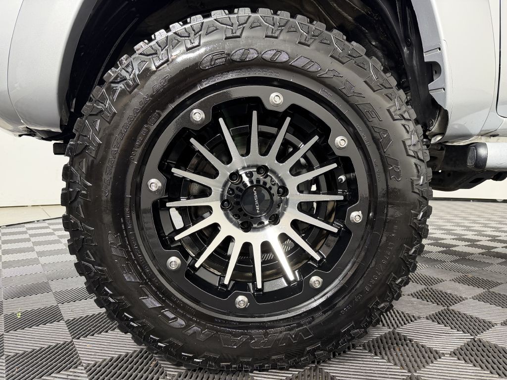 2008 Toyota Tacoma Image 40