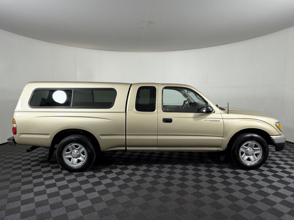 2002 Toyota Tacoma Image 4