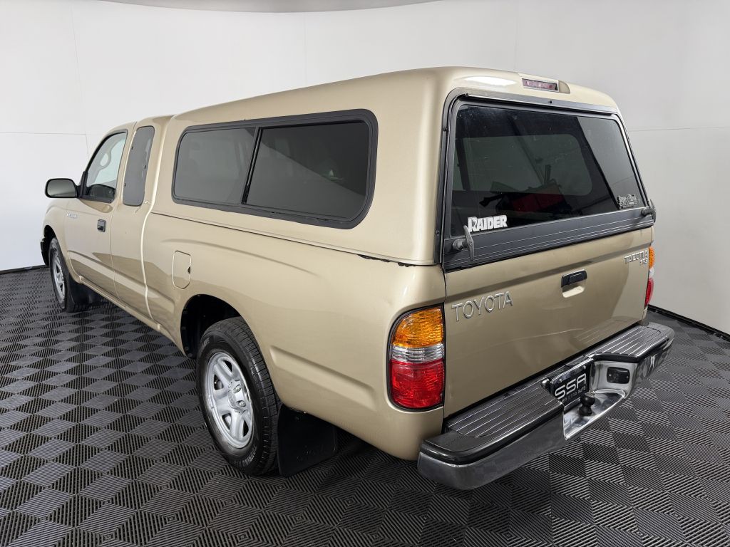2002 Toyota Tacoma Image 10