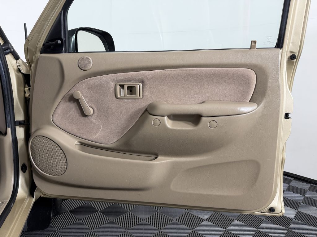2002 Toyota Tacoma Image 27