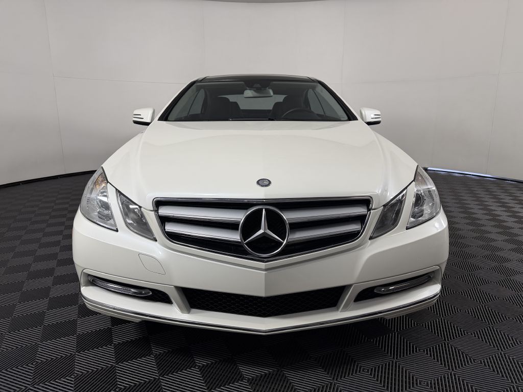 2013 Mercedes-Benz E-Class Image 2