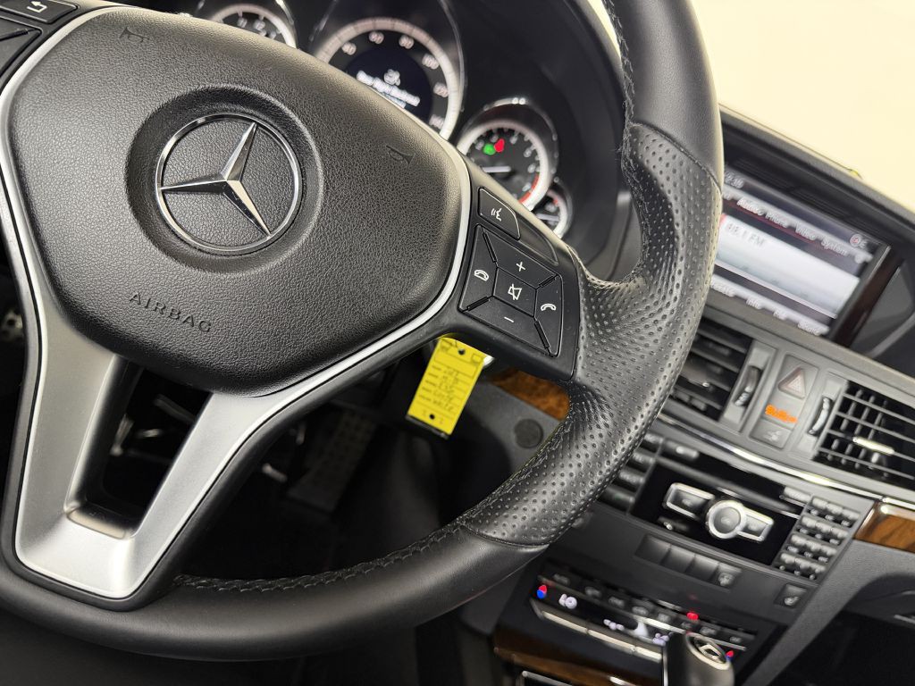 2013 Mercedes-Benz E-Class Image 23