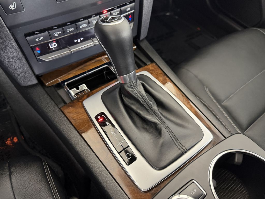 2013 Mercedes-Benz E-Class Image 28