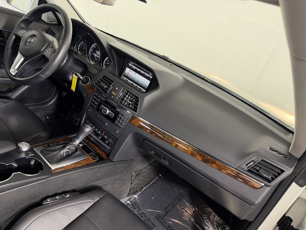 2013 Mercedes-Benz E-Class Image 33