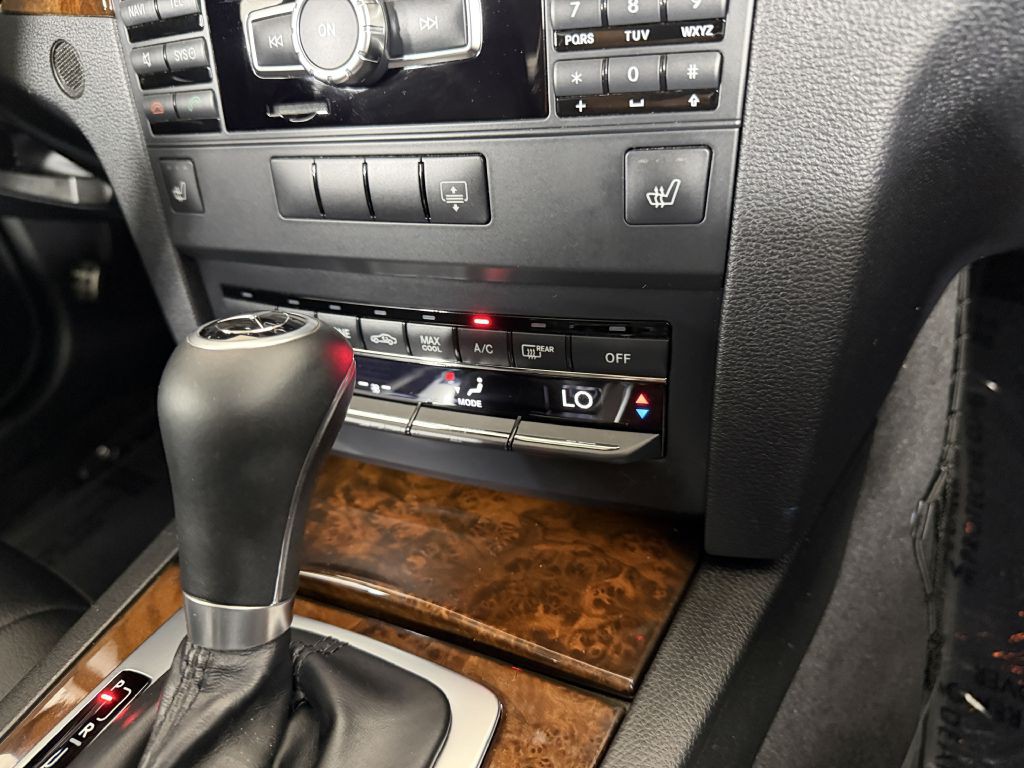 2013 Mercedes-Benz E-Class Image 37