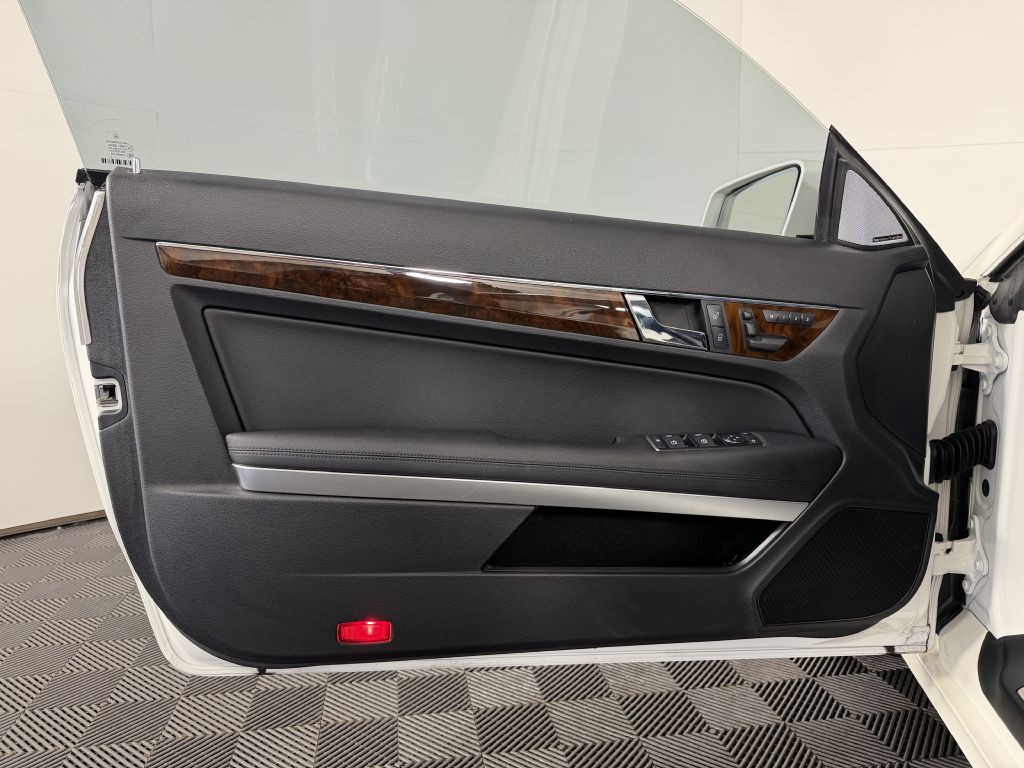 2013 Mercedes-Benz E-Class Image 38