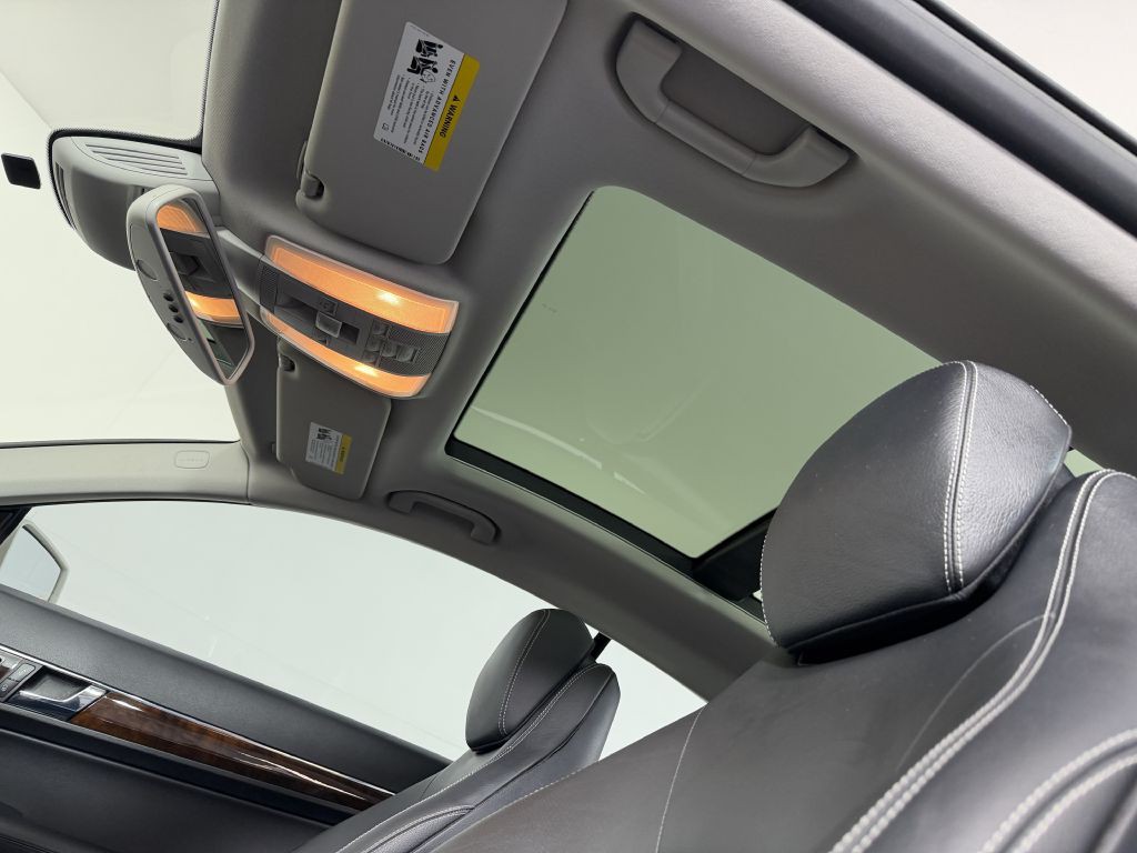 2013 Mercedes-Benz E-Class Image 42