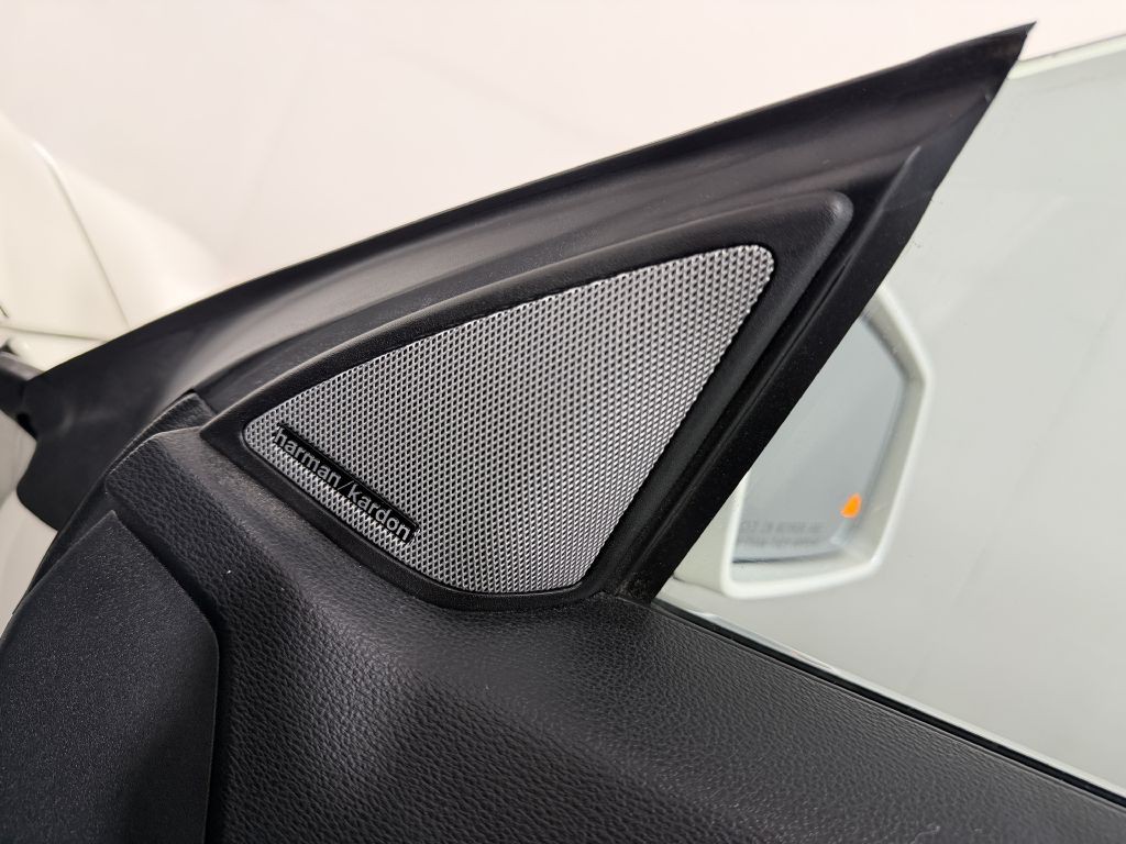 2013 Mercedes-Benz E-Class Image 46