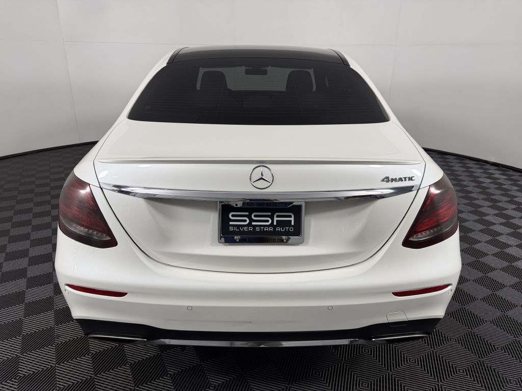 2017 Mercedes-Benz E-Class Image 5