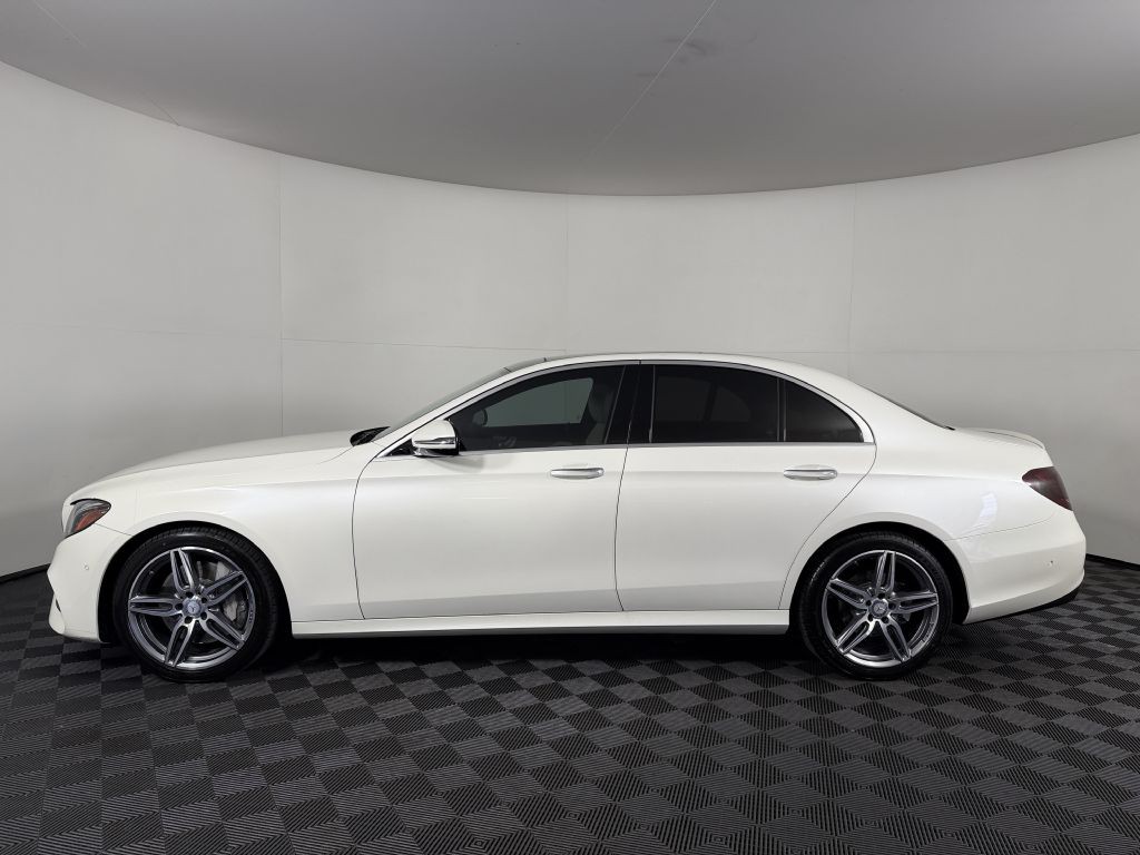2017 Mercedes-Benz E-Class Image 7
