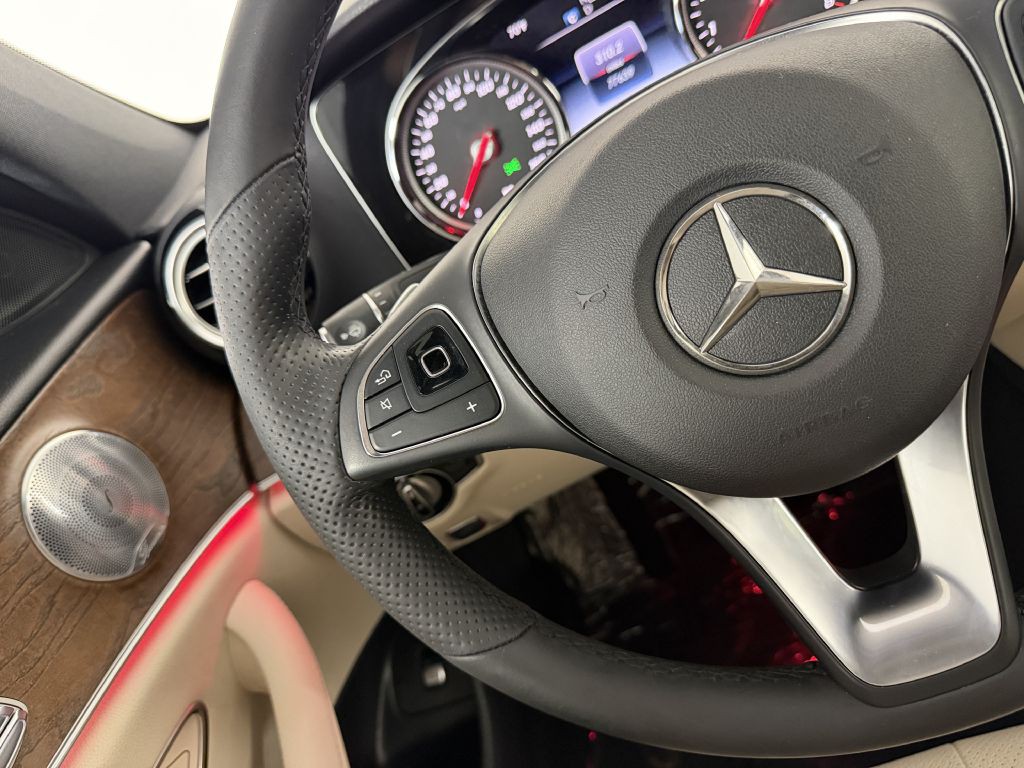 2017 Mercedes-Benz E-Class Image 26