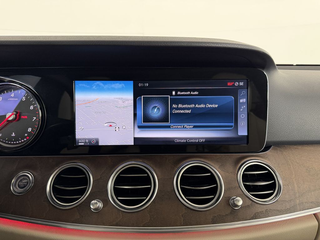 2017 Mercedes-Benz E-Class Image 28