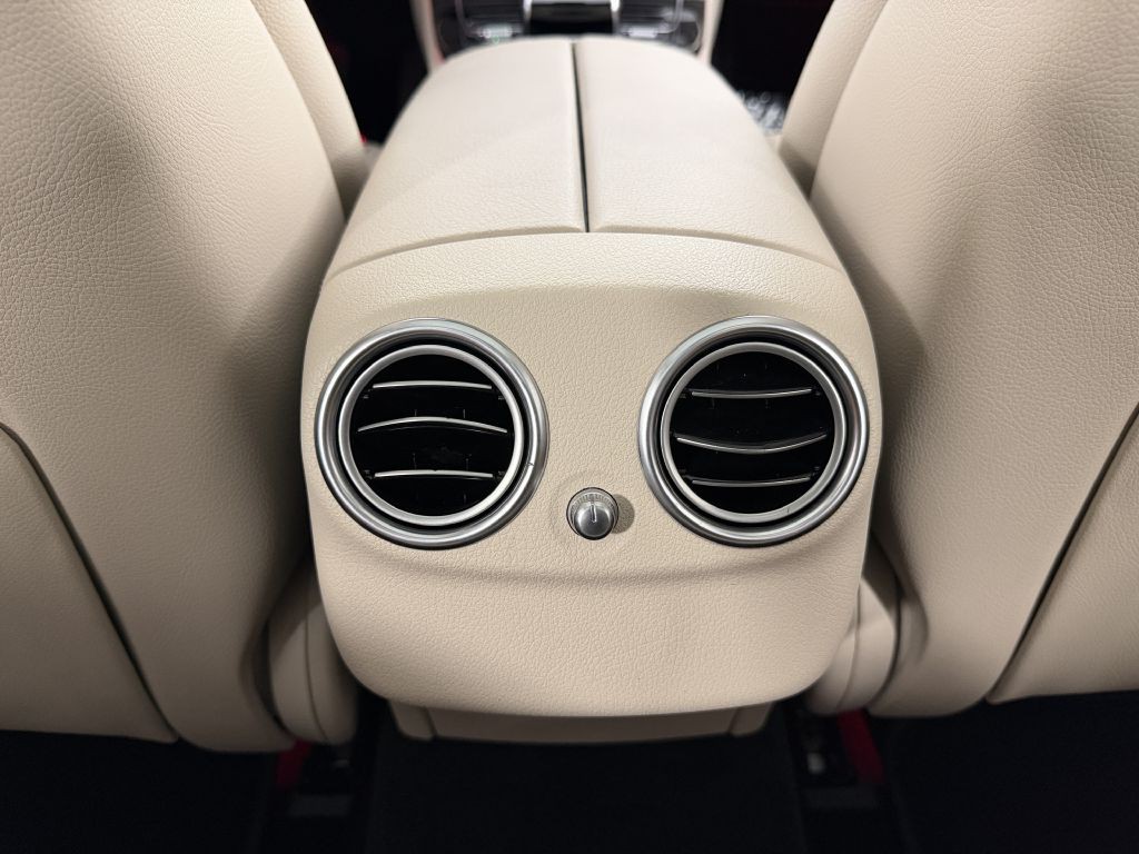 2017 Mercedes-Benz E-Class Image 49