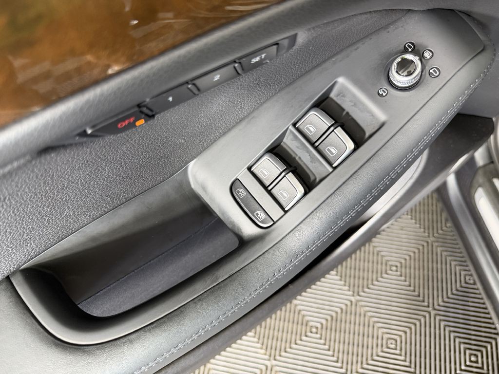2016 Audi Q5 Image 37