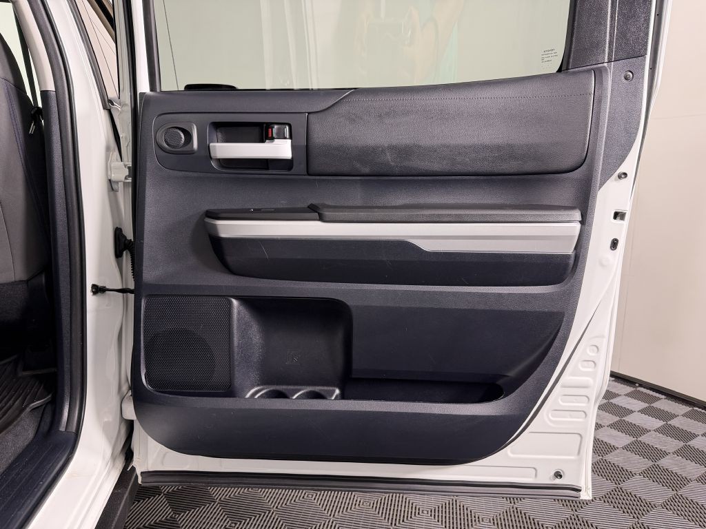 2014 Toyota Tundra Image 38