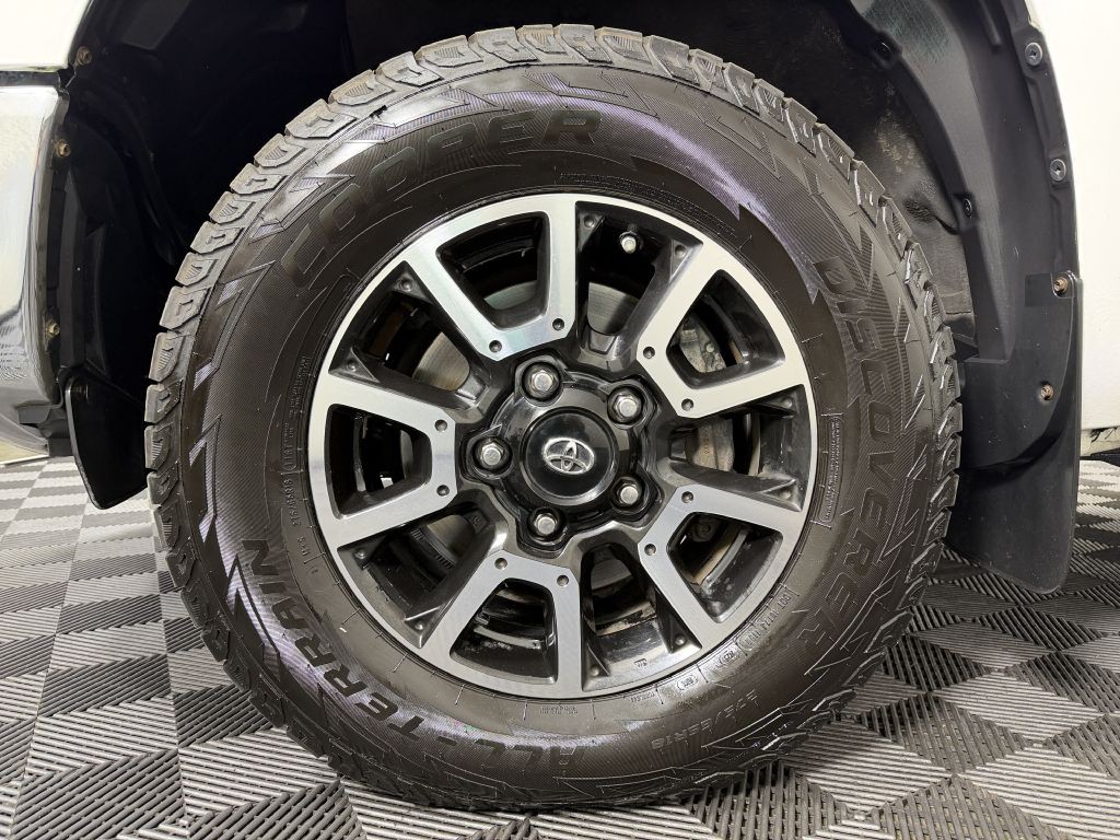 2014 Toyota Tundra Image 48