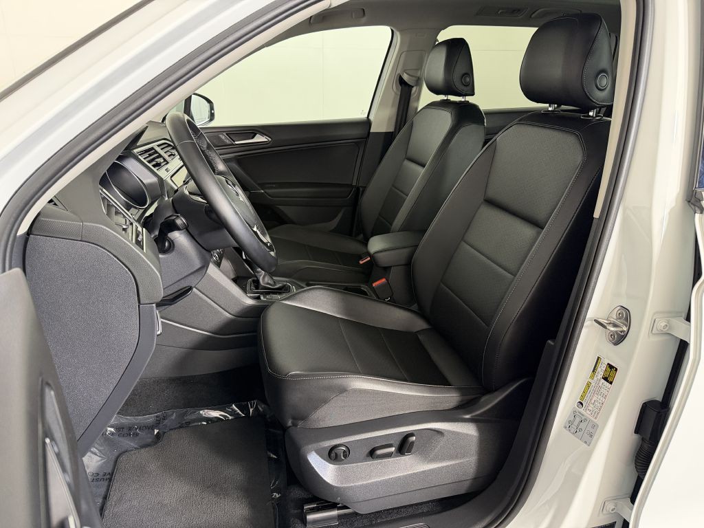 2018 Volkswagen Tiguan Image 18