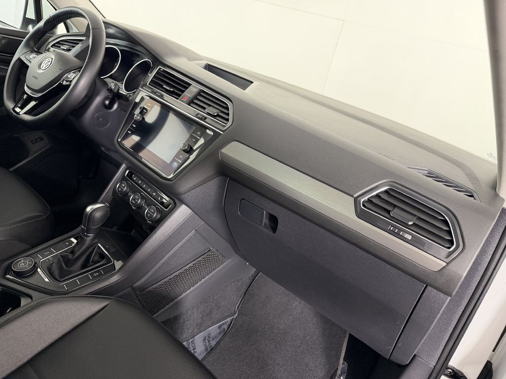 2018 Volkswagen Tiguan Image 24