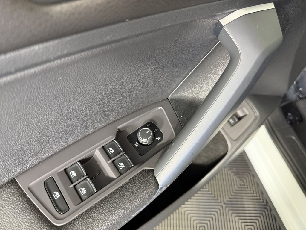 2018 Volkswagen Tiguan Image 37