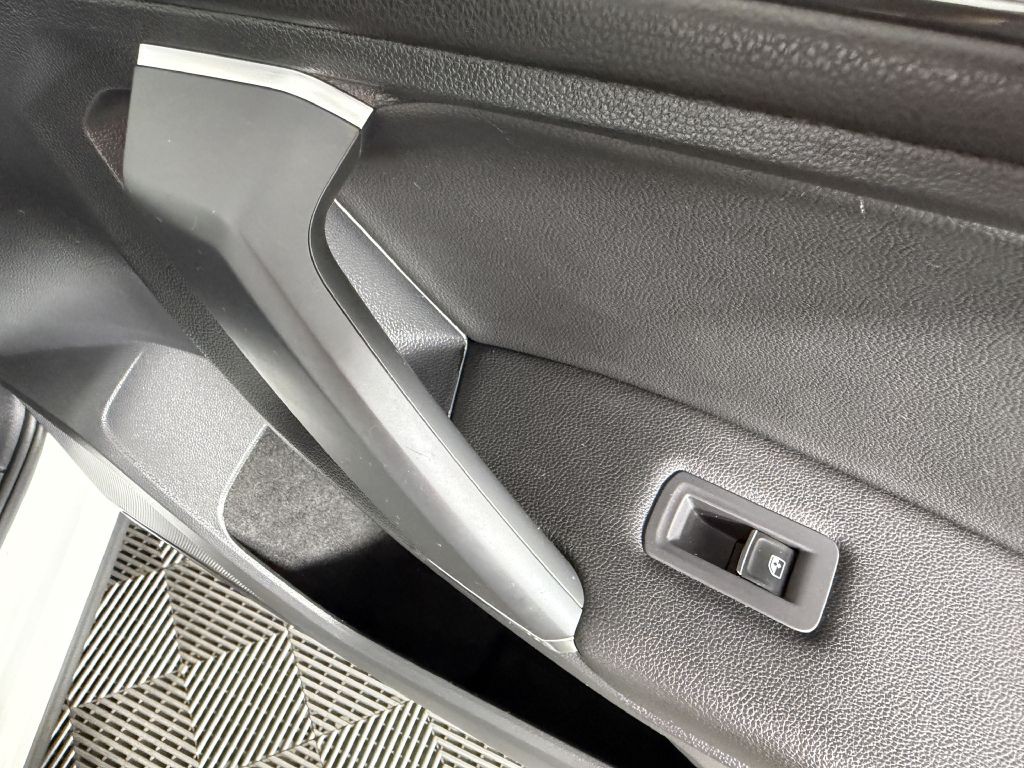 2018 Volkswagen Tiguan Image 46