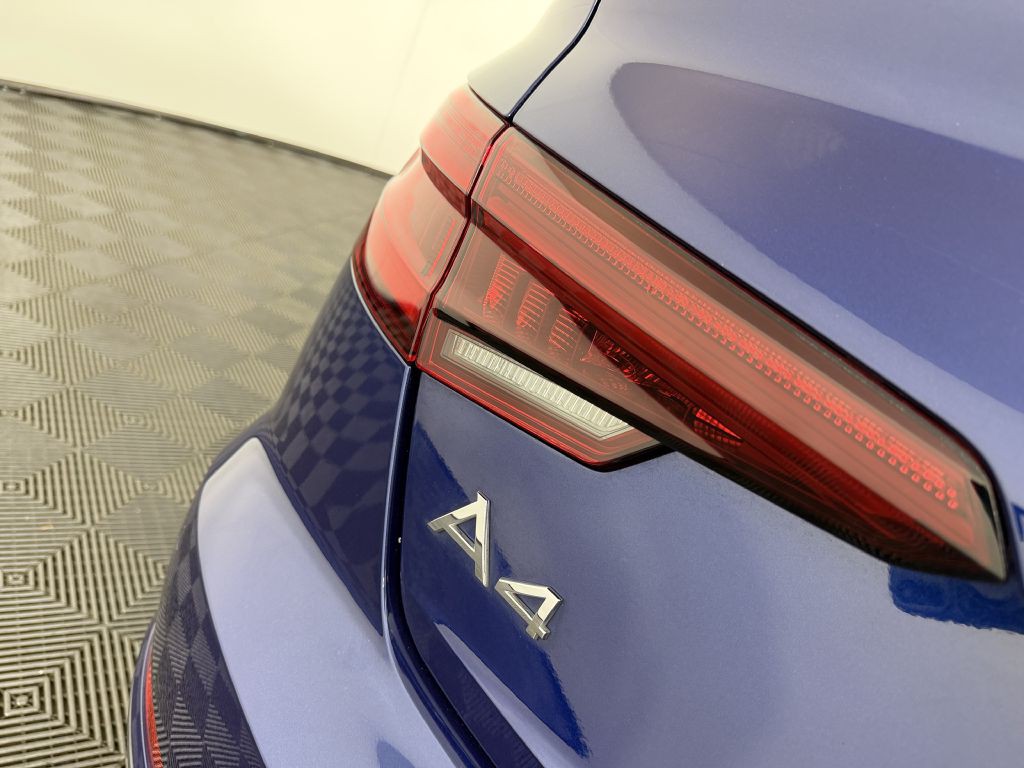 2018 Audi A4 Image 11