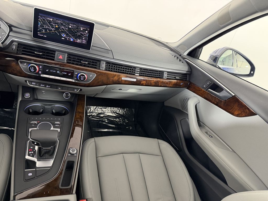 2018 Audi A4 Image 16